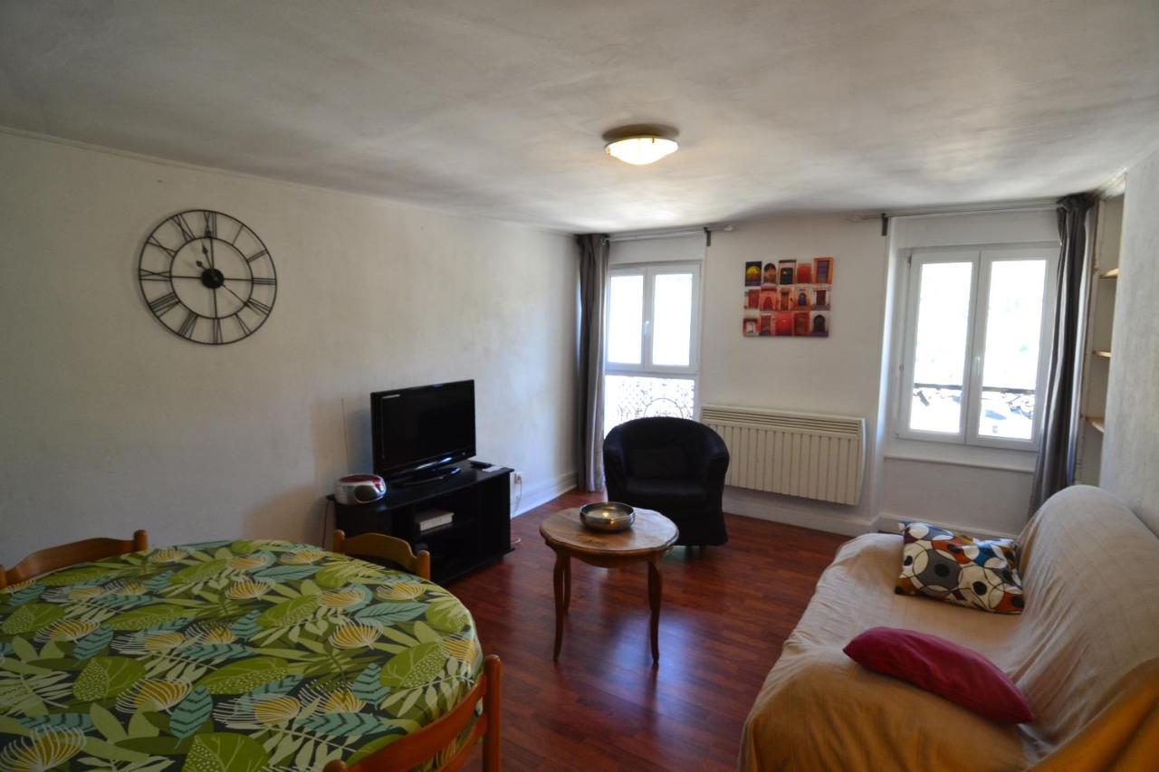 Vu Du Toit Apartment ลูซ-แซ็ง-โซเวอร์ ภายนอก รูปภาพ